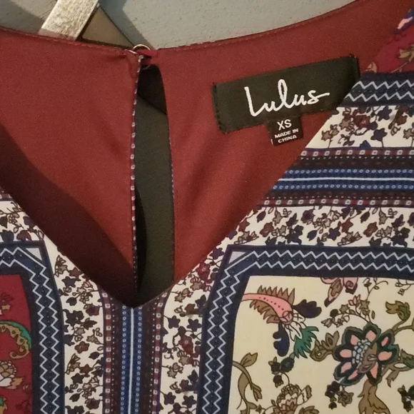 LULUS Crack a Smile Cream and Plum Multi Print Long Sleeve Shift Dress - NWT - Picture 8 of 15